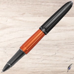 Diplomat Tintenroller Aero schwarz/orange