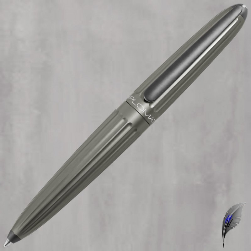 Diplomat Kugelschreiber Aero grau